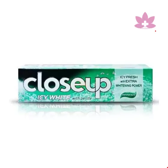 Icy White Menthol Brust Toothpaste Closeup